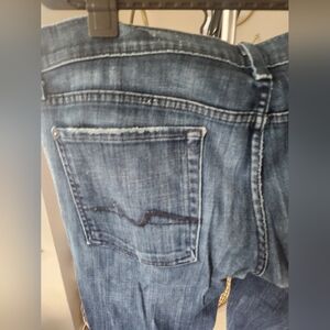 7 for all Mankind Low Rise Straight leg Medium Wash Jeans Size 31
